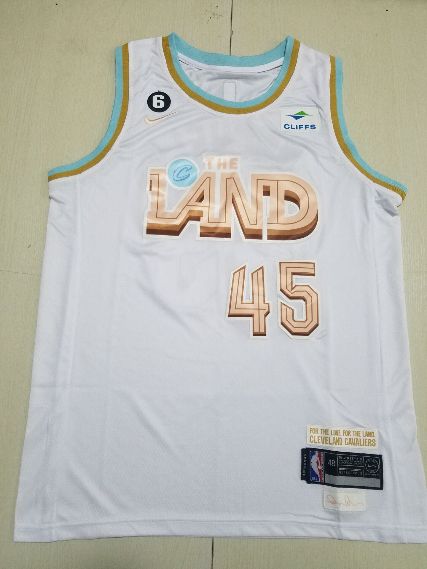 Men Cleveland Cavaliers #45 Mitchell Nike White City Edition 2022 NBA Jersey->detroit pistons->NBA Jersey